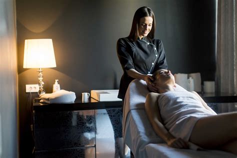 Looking For Massage Therapist Work, Jobs .